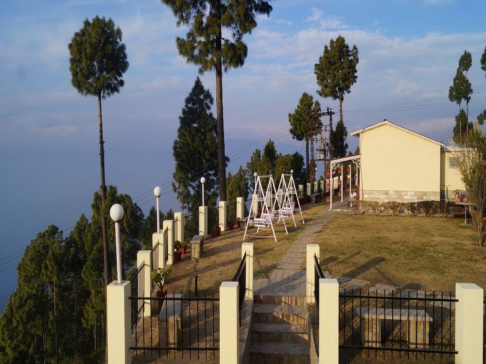 V Resorts Mumukshu Pauri المظهر الخارجي الصورة