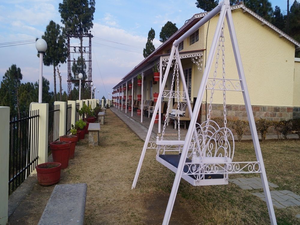 V Resorts Mumukshu Pauri المظهر الخارجي الصورة