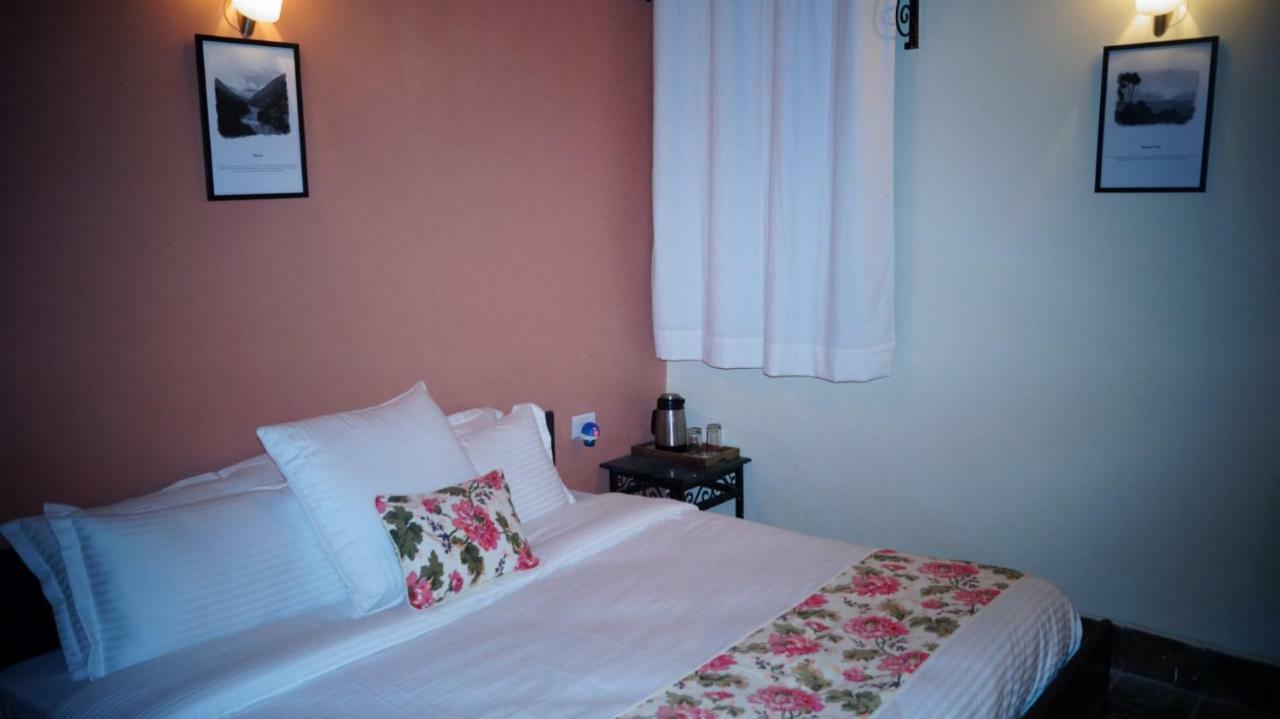 V Resorts Mumukshu Pauri المظهر الخارجي الصورة